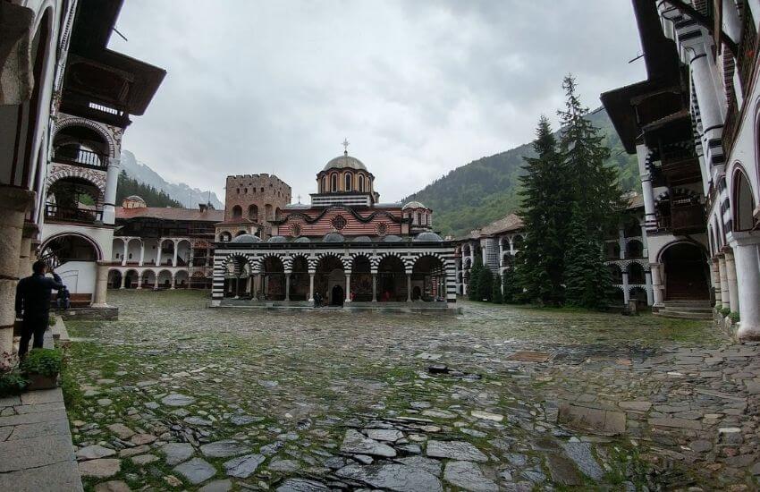Belitsa ‘Rila Monastery - Places near Razlog