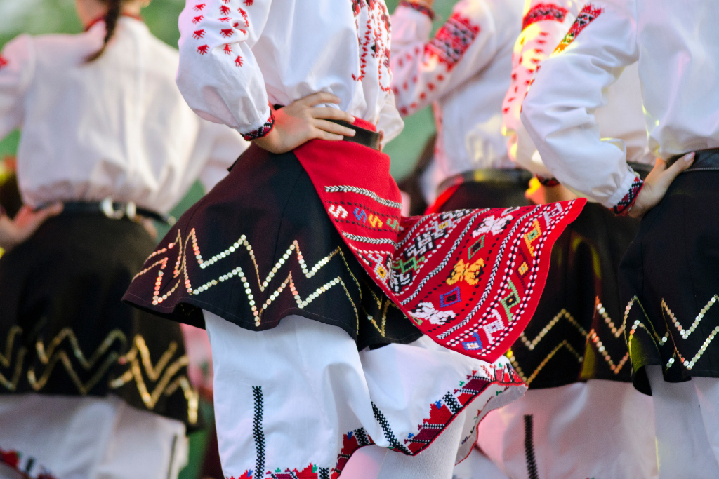 народни танци в Банско